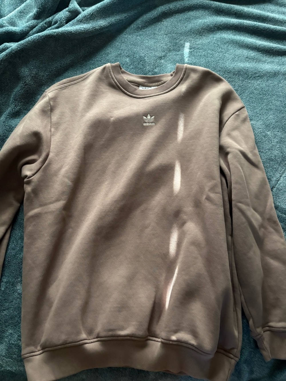 Adidas crewneck